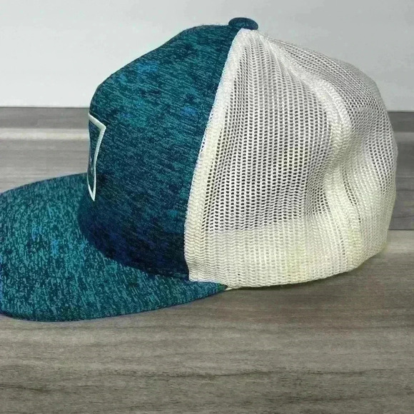 RVCA SnapBack Cap Hat Trucker trendy camo like Blue Black White mesh - Picture 2 of 7